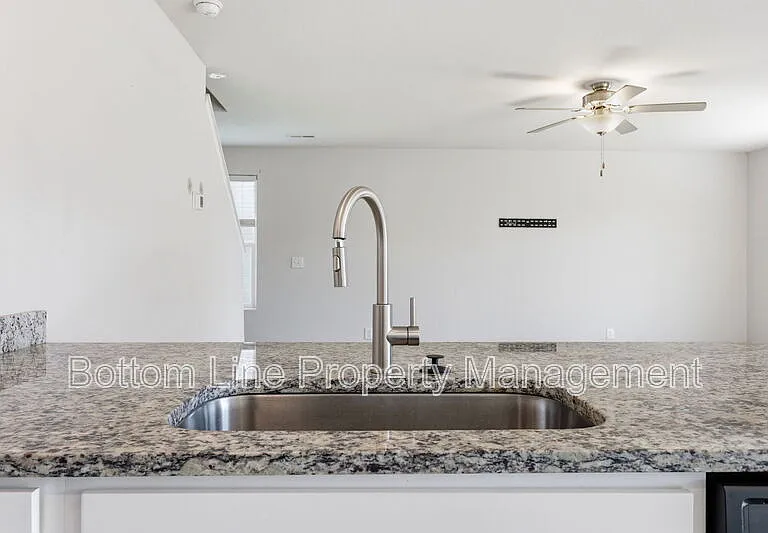 608 Frosty Way — Photo 28
