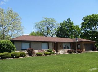 210 S Clark St, Auburn, IN 46706