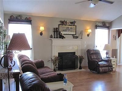 1st image of 363 Chandler Ct