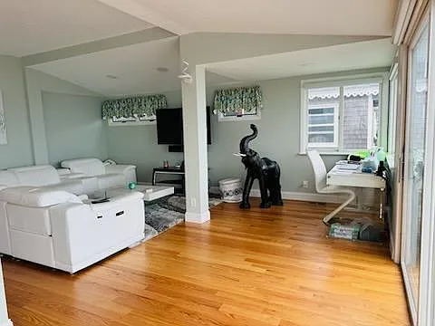 25 Webster St — Photo 19