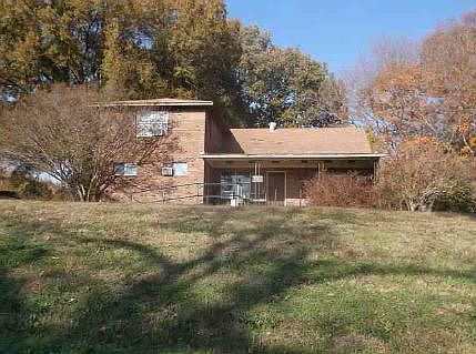 2nd image of 1550 Atoka Idaville Rd