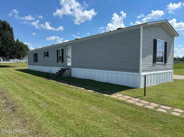 1021 Harry Huval Rd, Breaux Bridge, LA 70517