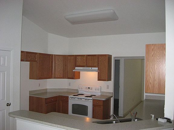 2nd image of 1635 Joshua Ave