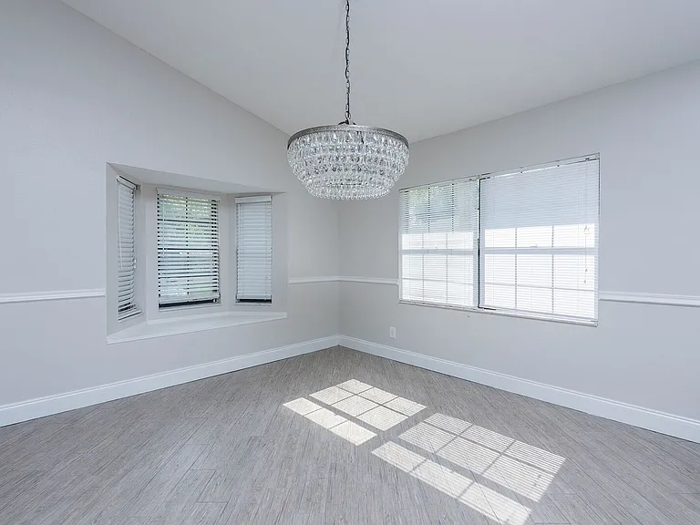 3908 W McKay Ave — Photo 12