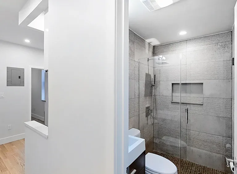 11 Stanton St #4D — Photo 14