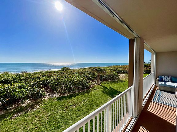 5th image of 4160 N Highway A1a #205