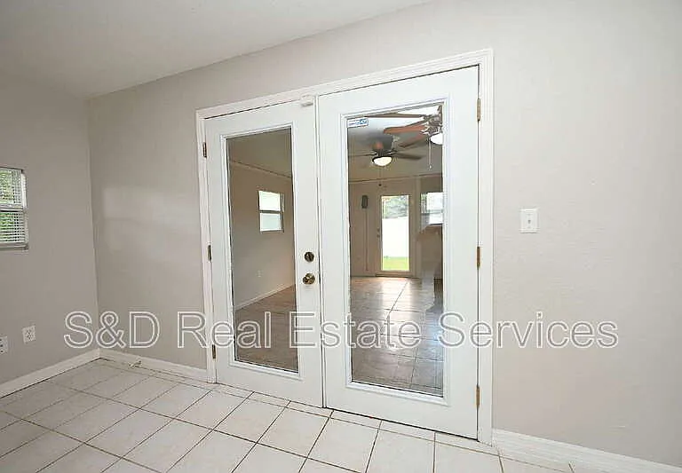 907 Swann Dr — Photo 20