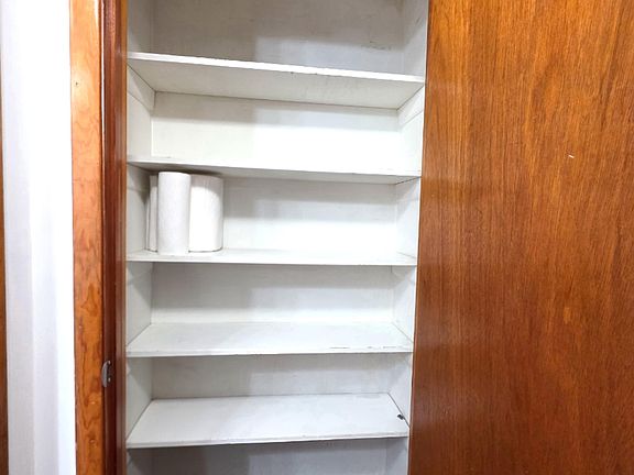 5th image of 195 South St Floor 2