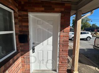 704 W Oak St #1-B, Rogers, AR 72756