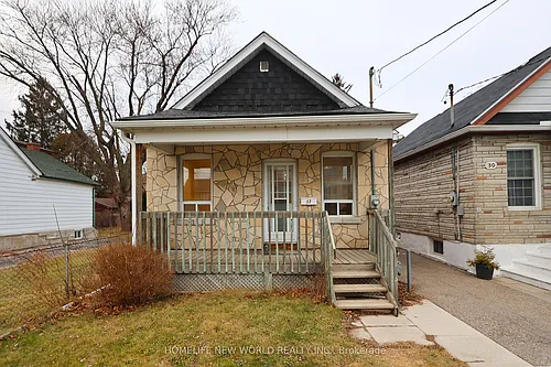 32 Pendeen Ave Photo 1