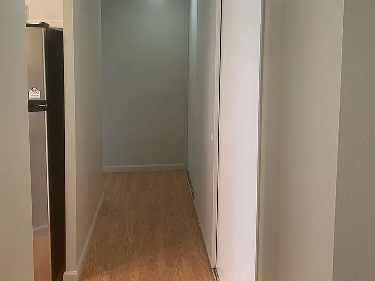2020 Building — Photo 54