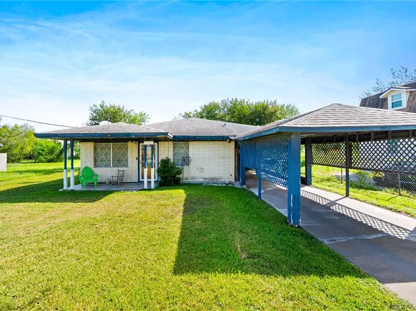 104 Dahme St, Orange Grove, TX 78372