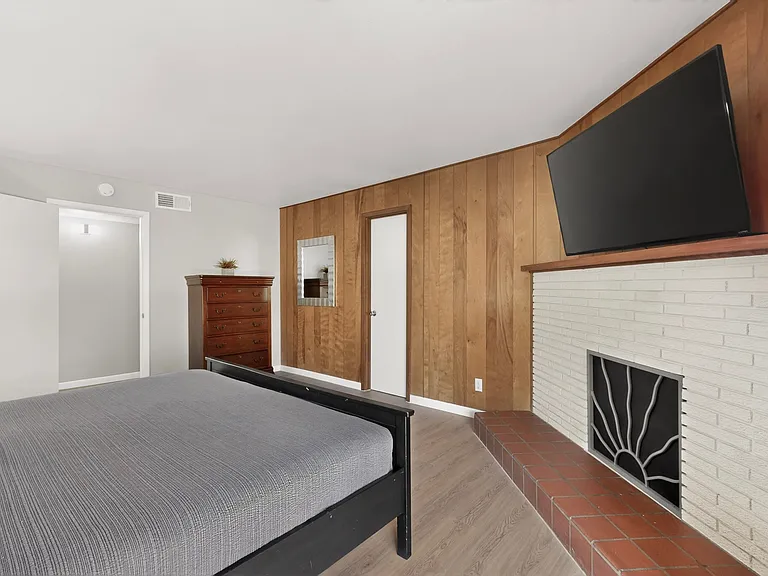 4707 Marquette Ave NE — Photo 19