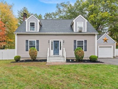 322 S Main St, Hopedale, MA, 01747