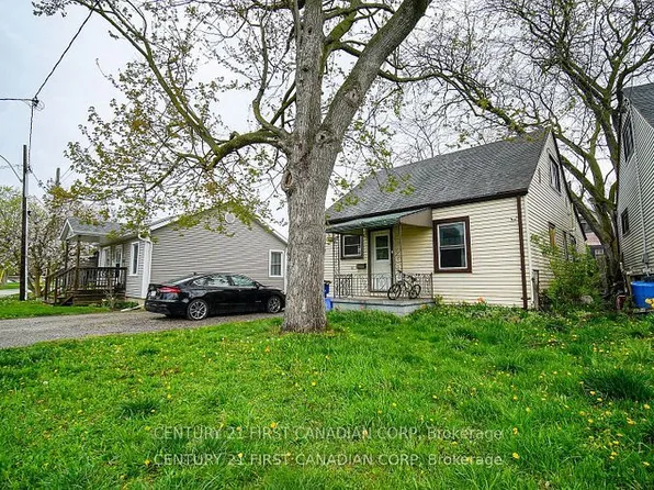 19 Montgomery Dr, Chatham Kent, ON N8A 1P2