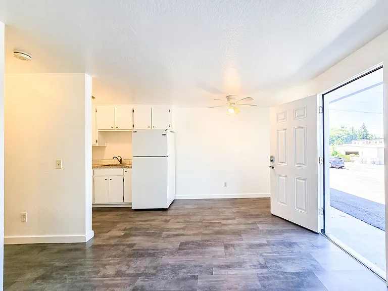 105 Am Arlington Ten Of Washington Llc — Photo 4