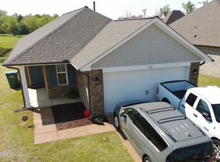 7781 Callie Dr, Southaven, MS 38671