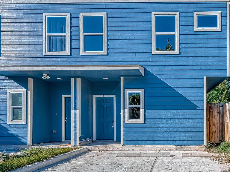 7903 Moon Beam St #B — Photo 2