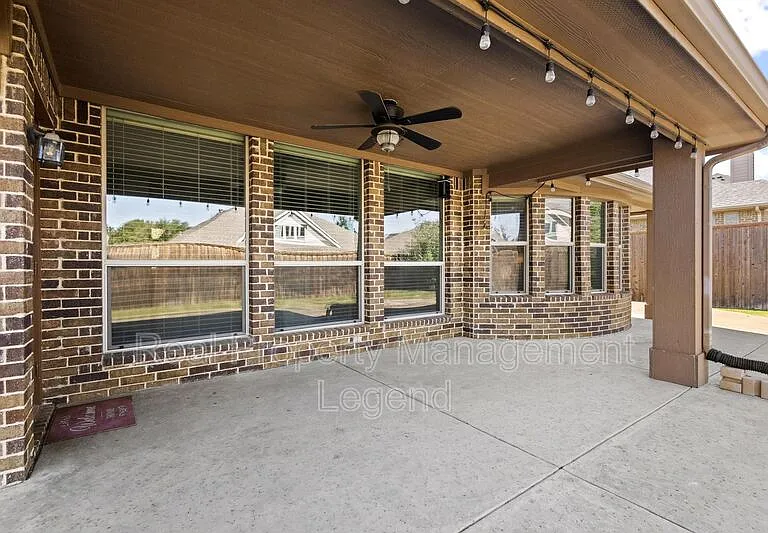 1451 Cedar Hollow Dr — Photo 41
