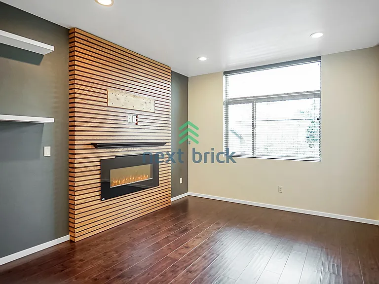 1128 N 90th St #B — Photo 7