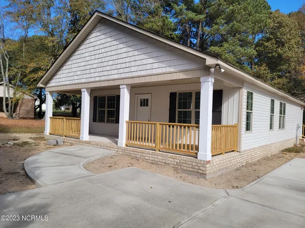 649 S Lincoln Street, Coats, NC 27521