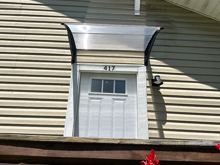 417 Beech St — Photo 1