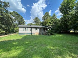 201 Herring Rd, Newnan, GA 30265