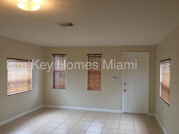 4th image of 199 NE 31st Ave