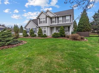 94 Bowhall Rd, Painesville, OH 44077