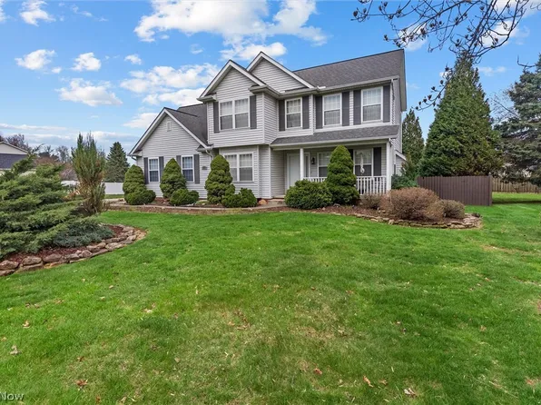 94 Bowhall Rd, Painesville, OH 44077