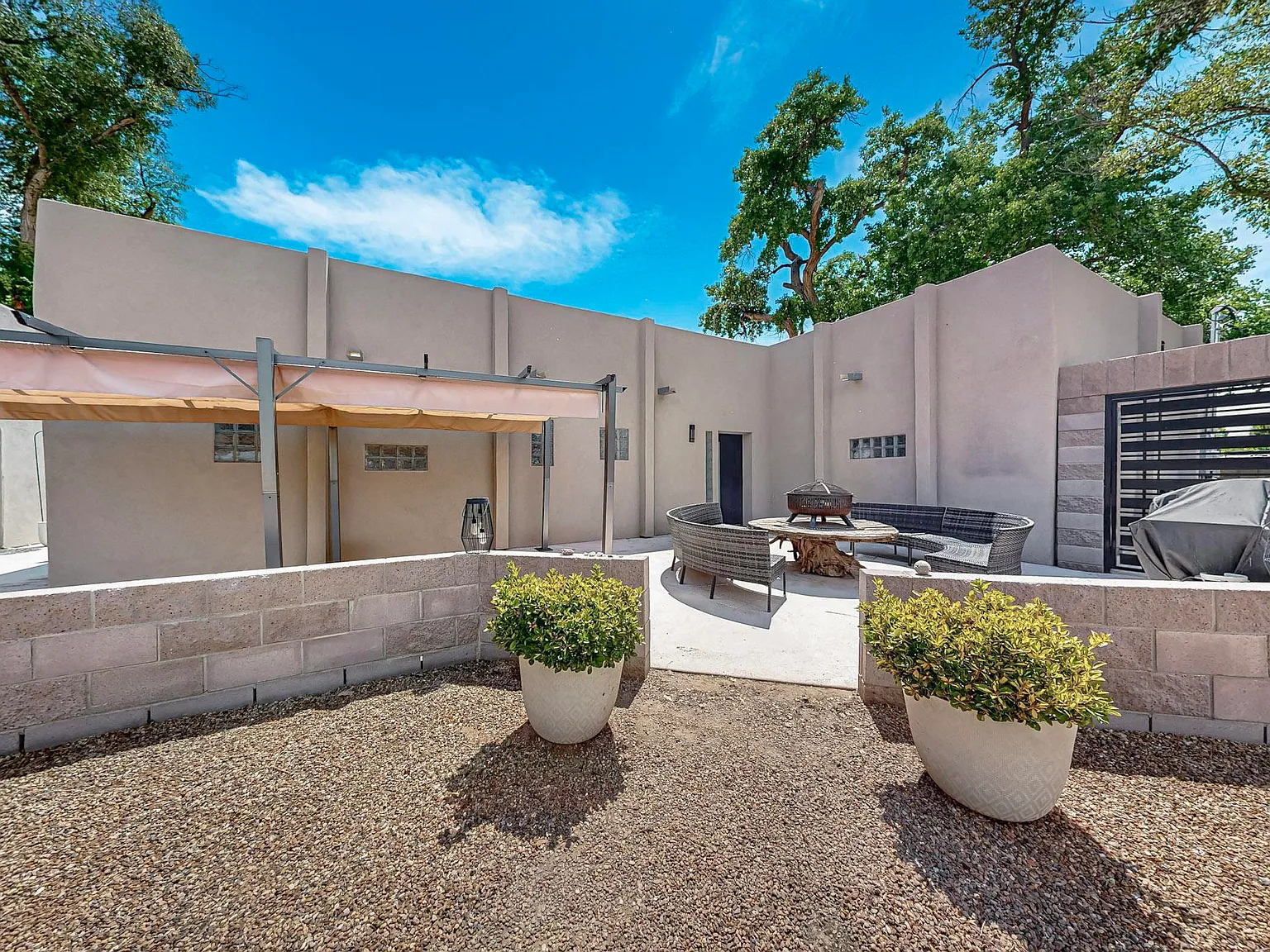 3 bed, 2109 sqft, $5,000 — Photo 3