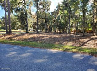 35 Osprey Rd, Beaufort, SC 29907