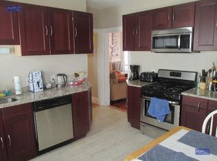 282 Summit Ave #33, Brookline, MA 02446