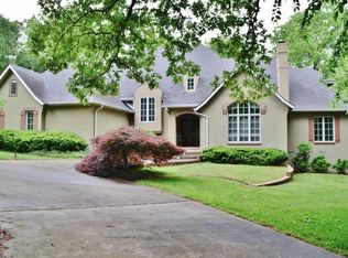 102 S John Ln, Rogers, AR 72756