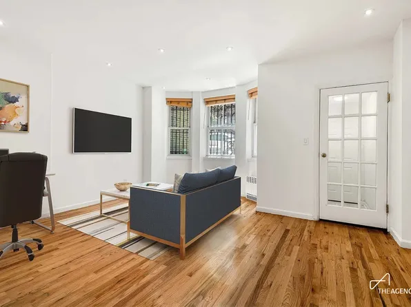 75 West 85th Street image 1 of 6