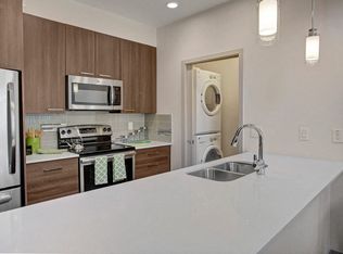 Escape, Phoenix, AZ 85016
