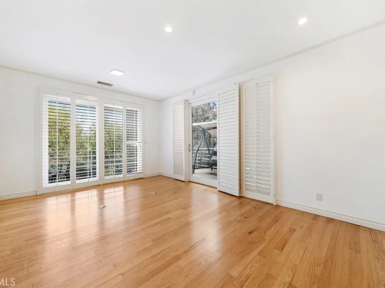 1356 Summitridge Dr — Photo 33