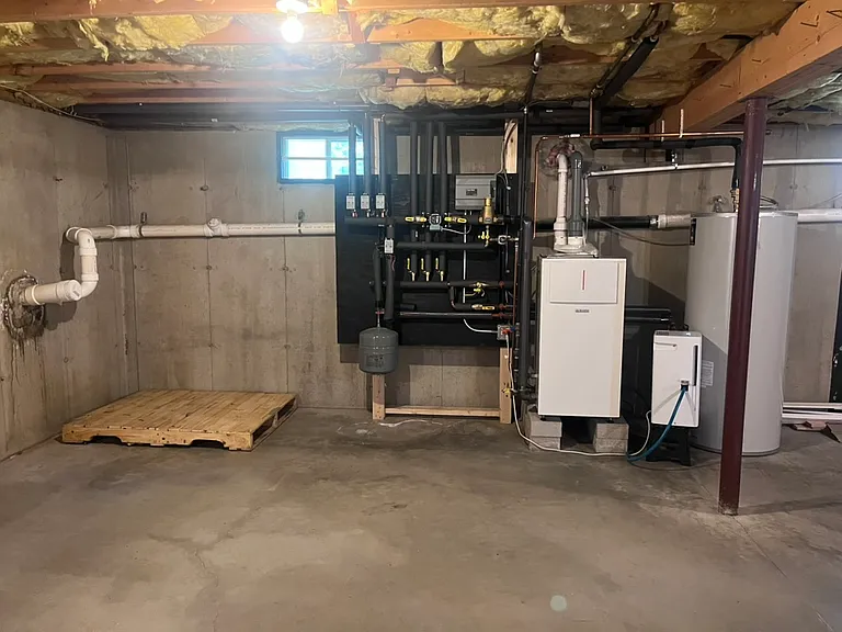 73 Harmony Rd — Photo 33