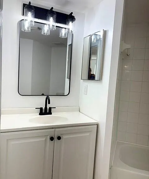 100 Crestwood Ct N #108 — Photo 15