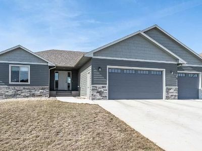 4317 S Alpine Ave, Sioux Falls, SD, 57110