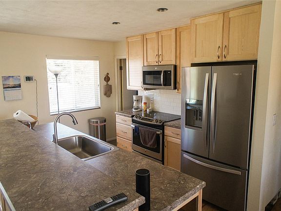 3rd image of 13400 W 135th Pl