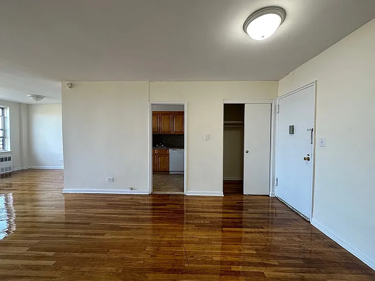 16420 Highland Ave #4G — Photo 6