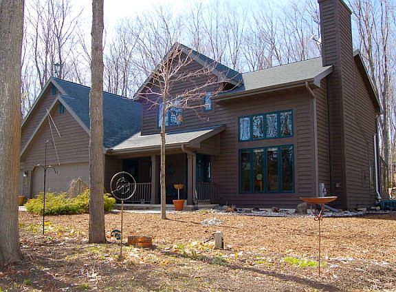 2nd image of 7157 Laurel Ln
