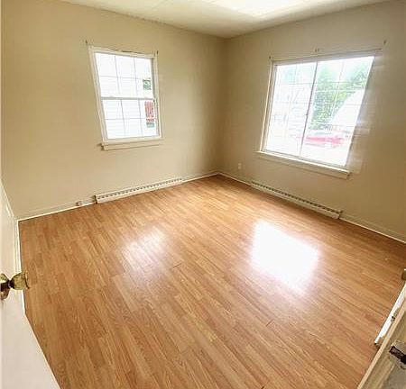 4th image of 2708 Cleveland Ave