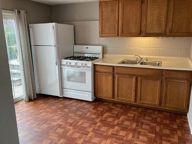 3506 Columbia St #B — Photo 8