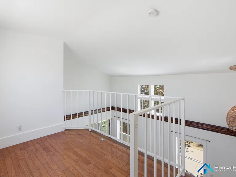 4139 Cahuenga Blvd #102 — Photo 18