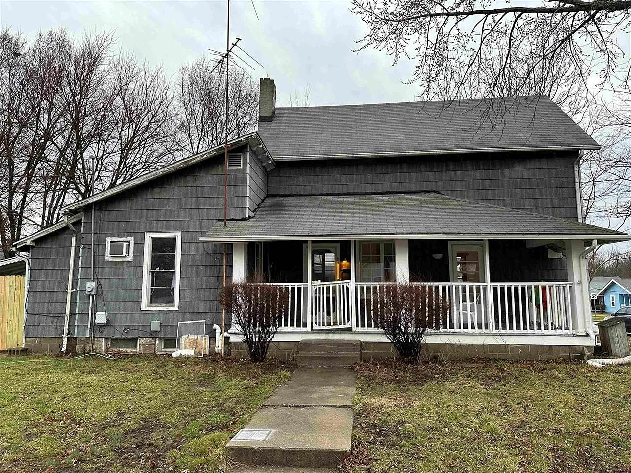 303 W 2nd St photo 1