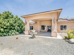 1830 Calaveras Rd, Pinon Hills, CA 92372