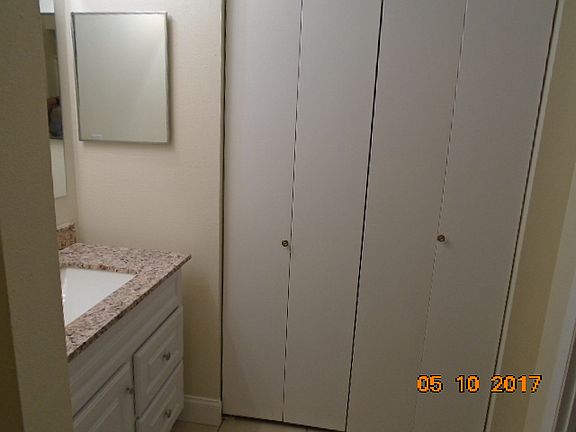 3rd image of 2925 Winkler Ave APT 906