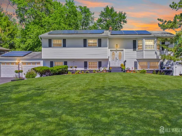 7 Vauxhall Rd, East Brunswick, NJ 08816